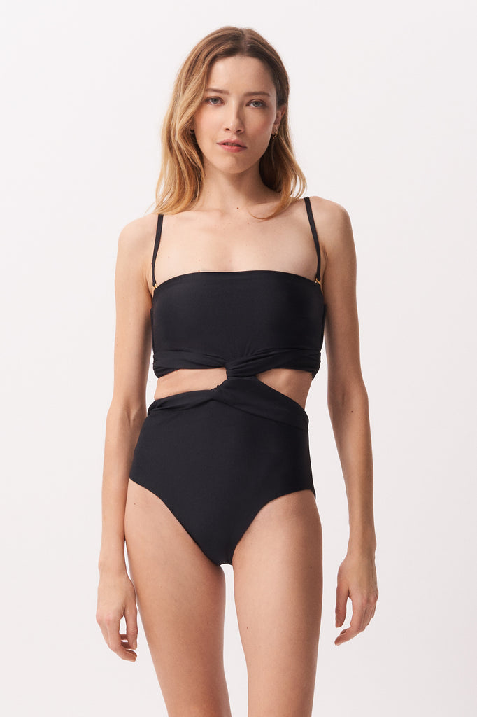 La Libellule. Maillot de bain une pièce. Maillot de bain femme Rose de couleur noir. Maillot de bain gainant. Maillot de bain taille haute. Décolleté en bandeau. Double usage, maillot de bain et body.   Maillot de bain femme 1 pièce éco responsable.  Maillot de bain bijou, notre médaillon, signature de notre marque.