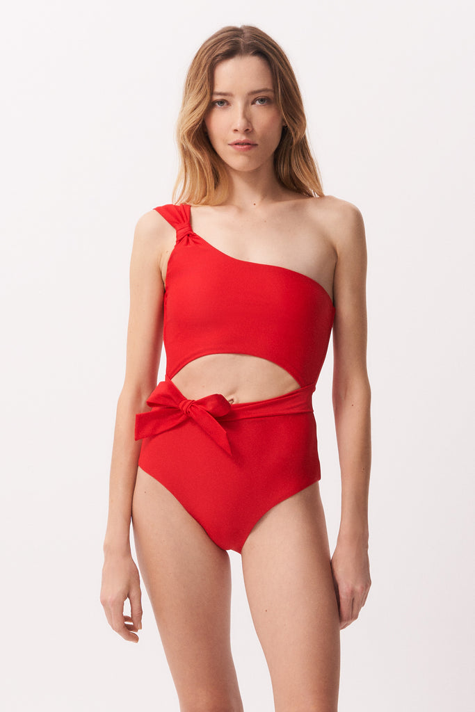 La Libellule. Maillot de bain une pièce. Maillot de bain femme Viviane de couleur rouge. Maillot de bain gainant. Double usage, maillot de bain et body.   Maillot de bain femme 1 pièce éco responsable.  Maillot de bain bijou, notre médaillon, signature de notre marque.